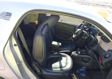 2016 Smart Fortwo Passion/Prime/Proxy/Pure из США, поврежденный, VIN WMEFJ5DA1GK077368